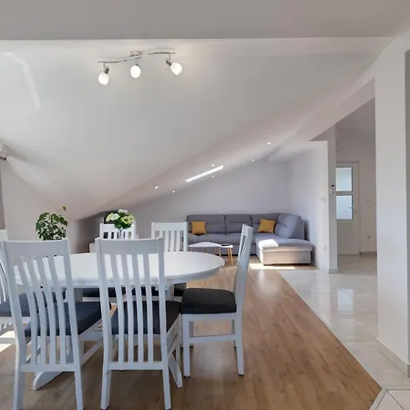 Apartment Krsticevic Metkovic
